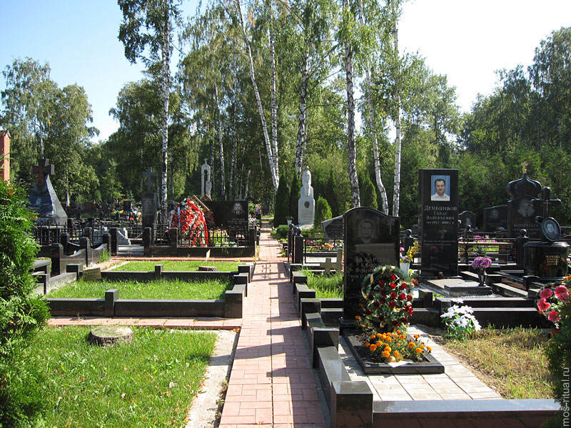 Долгопрудненское кладбище