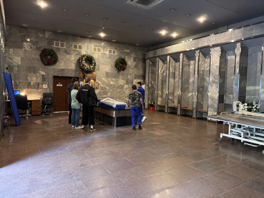 Помещение для прощания в морге больницы Буянова