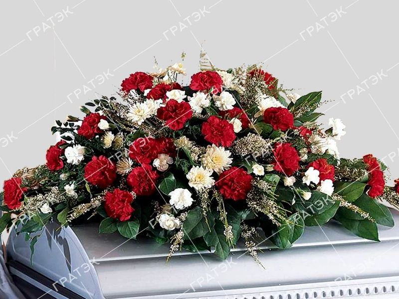 Кремационная композиция из живых цветов №8